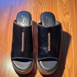 Free People Gabriela Platform Wedge Sandals. NEW